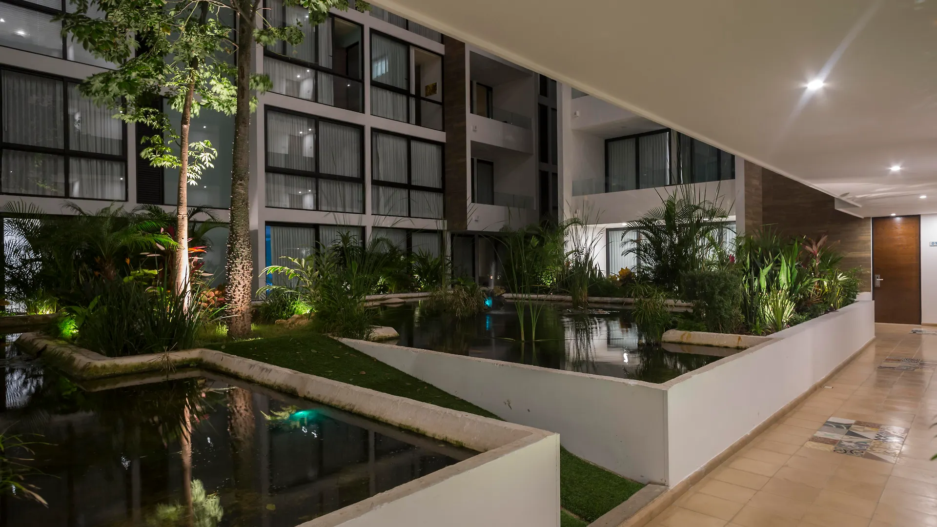 Anah Suites Playa del Carmen Messico