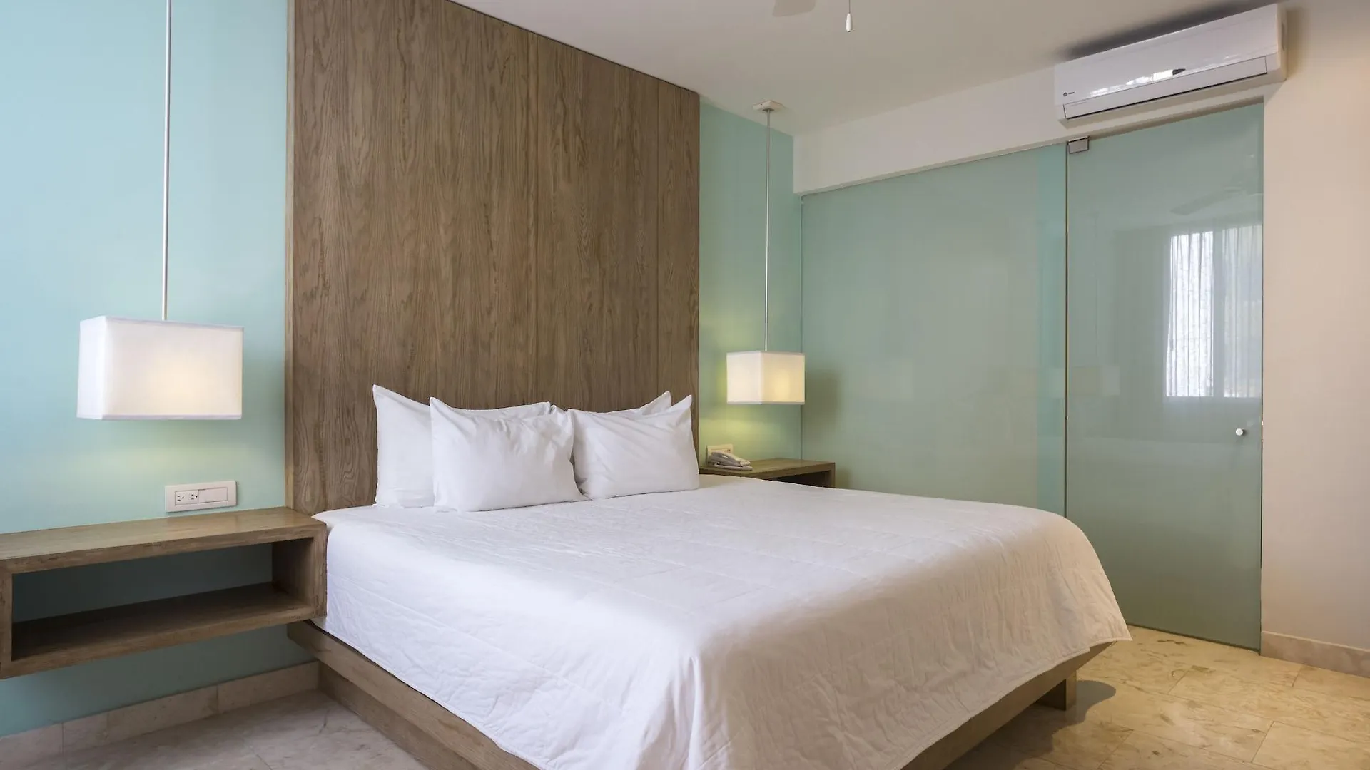Anah Suites Playa del Carmen 4*,