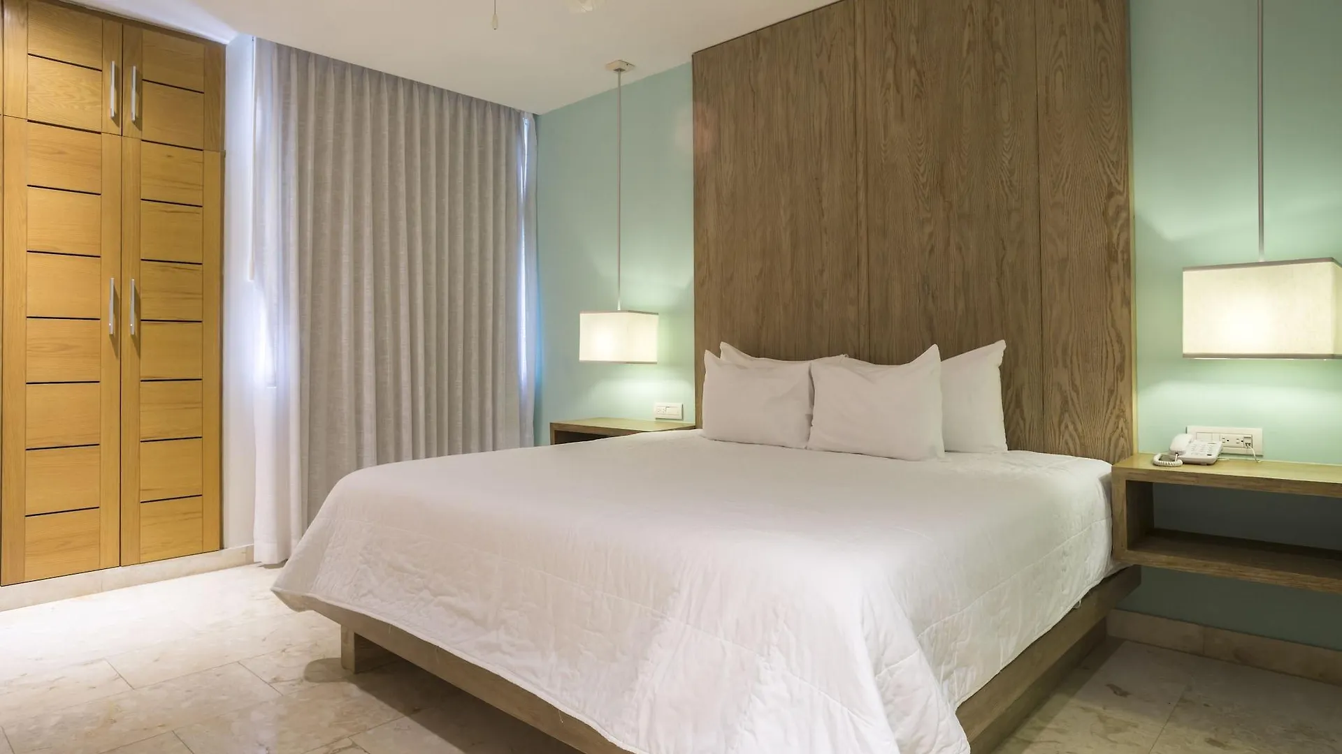 **** Apart-hotel Anah Suites Playa del Carmen México