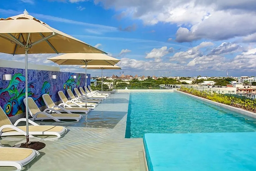 Anah Suites 신데 델 카르멘